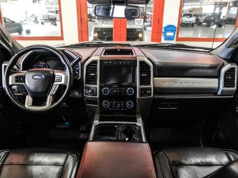 Used 2019 Ford F250 Lariat w/ Lariat Ultimate Package image 14