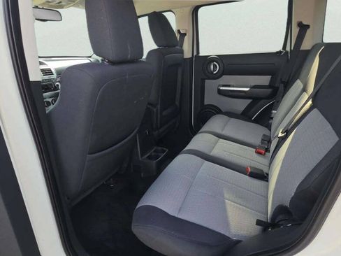 Used 2008 Dodge Nitro SLT w/ Sun & Wheels Group AWD/4WD image 7