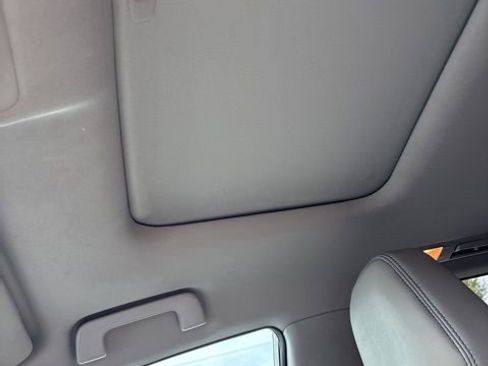 Used 2018 Toyota Highlander XLE image 4