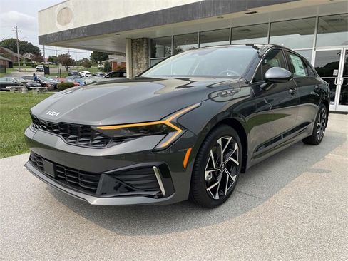 New 2025 Kia K5 EX image 4