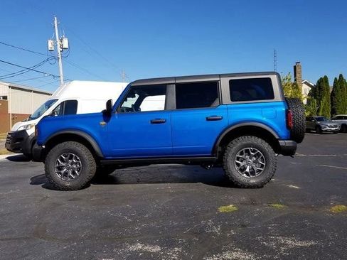 New 2025 Ford Bronco Badlands image 6