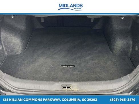 Used 2024 Nissan Altima 2.5 SV FWD image 8