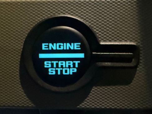 Used 2022 Ford Bronco Badlands w/ Sasquatch Package image 25