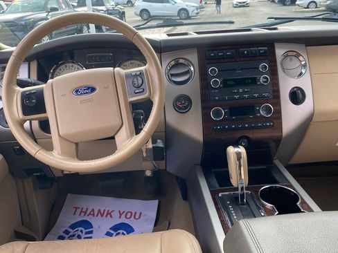 Used 2011 Ford Expedition XLT w/ 201A Rapid Spec Order Code image 8