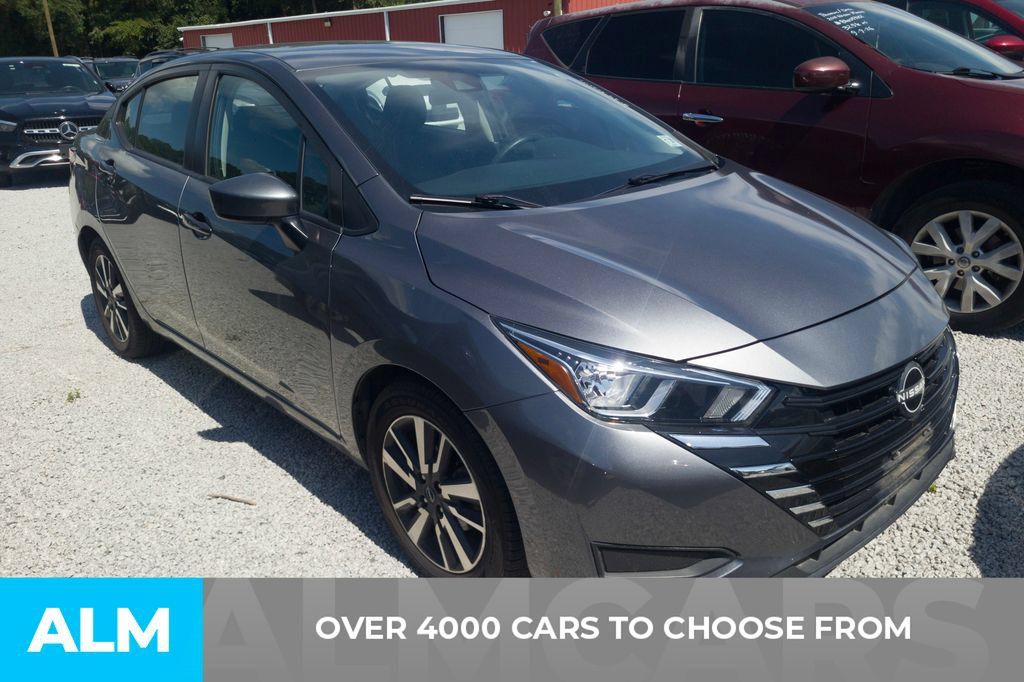 Used 2024 Nissan Versa SV FWD image 2