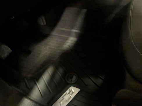 Used 2022 Chevrolet Colorado LT w/ LT Convenience Package image 17