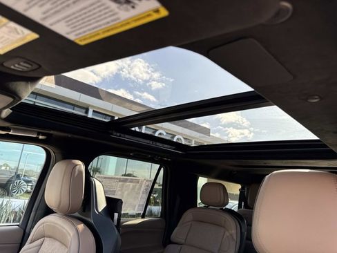 New 2025 Lincoln Navigator L Black Label image 34
