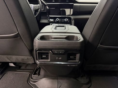 Used 2022 GMC Sierra 1500 AT4 w/ AT4 Premium Package AWD/4WD image 23