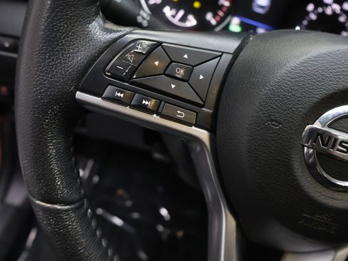 Used 2019 Nissan Rogue SL w/ Premium Package AWD/4WD image 19