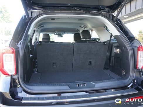 Used 2022 Ford Explorer Limited w/ Class IV Trailer Tow Package AWD/4WD image 30