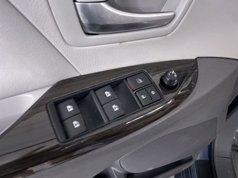 Used 2017 Toyota Sienna XLE Premium AWD/4WD image 11
