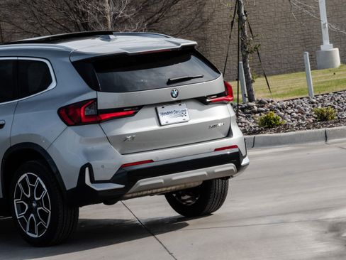 Certified 2025 BMW X1 xDrive28i image 6