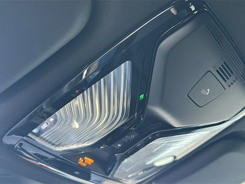 Used 2024 BMW X3 sDrive30i w/ Premium Package image 21