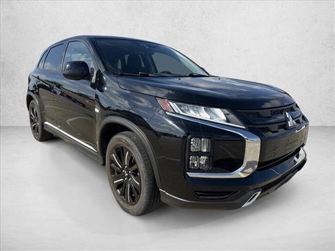 Used 2022 Mitsubishi Outlander Sport ES FWD image 3