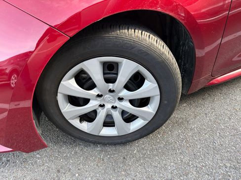 Used 2024 Toyota Corolla LE image 8