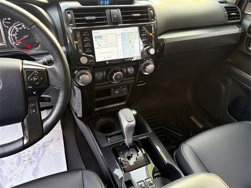 Used 2024 Toyota 4Runner TRD Off-Road Premium w/ Off Road Premium Plus Package image 14