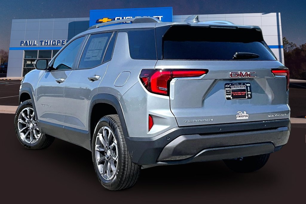 New 2027 GMC Terrain Elevation w/ Elevation Premium Package FWD image 4