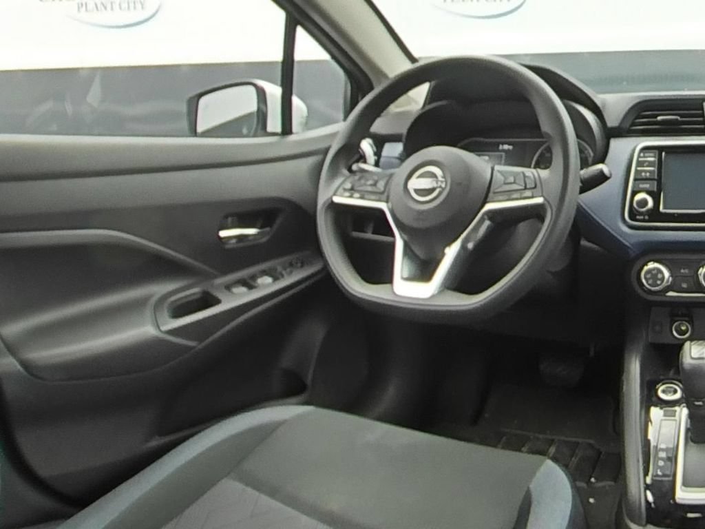 Used 2024 Nissan Versa SV FWD image 16