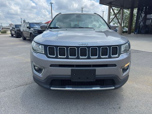 Used 2018 Jeep Compass Limited w/ Navigation Group AWD/4WD image 2