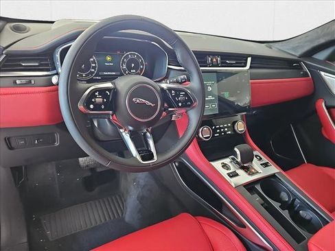 New 2026 Jaguar F-PACE R-Dynamic S image 13