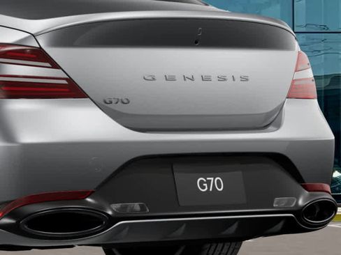 New 2026 Genesis G70 2.5T RWD image 15