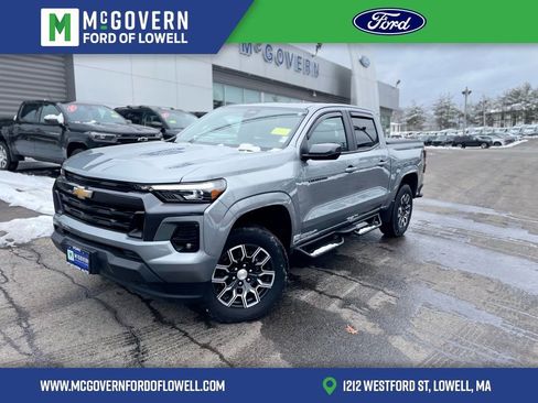 Used 2024 Chevrolet Colorado LT w/ LT Convenience Package III image 1