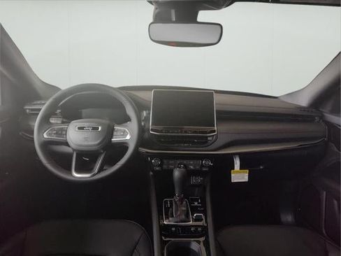 New 2026 Jeep Compass Trailhawk AWD/4WD image 36