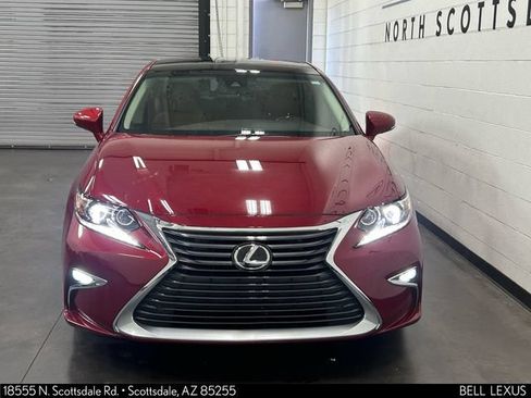 Used 2017 Lexus ES 350 w/ Luxury Package FWD image 5