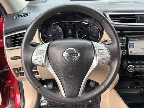 Used 2016 Nissan Rogue SL AWD/4WD image 25