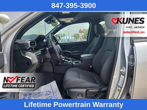 Used 2024 Toyota Tacoma SR5 AWD/4WD image 17