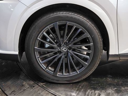 Used 2024 Lexus RX 350 Premium w/ Convenience Package FWD image 9