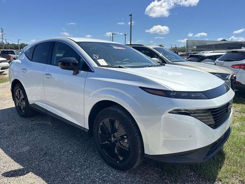 Used 2025 Nissan Murano SV AWD/4WD image 11