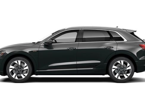 Certified 2022 Audi e-tron Premium Plus w/ Premium Plus Package AWD/4WD image 8