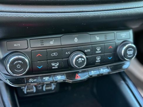 Used 2021 Dodge Durango GT image 17