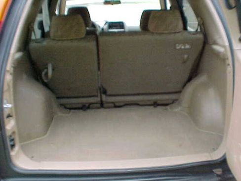 Used 2004 Honda CR-V EX image 12