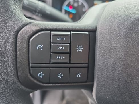 New 2025 Ford F550 4x4 Supercab Super Duty image 41