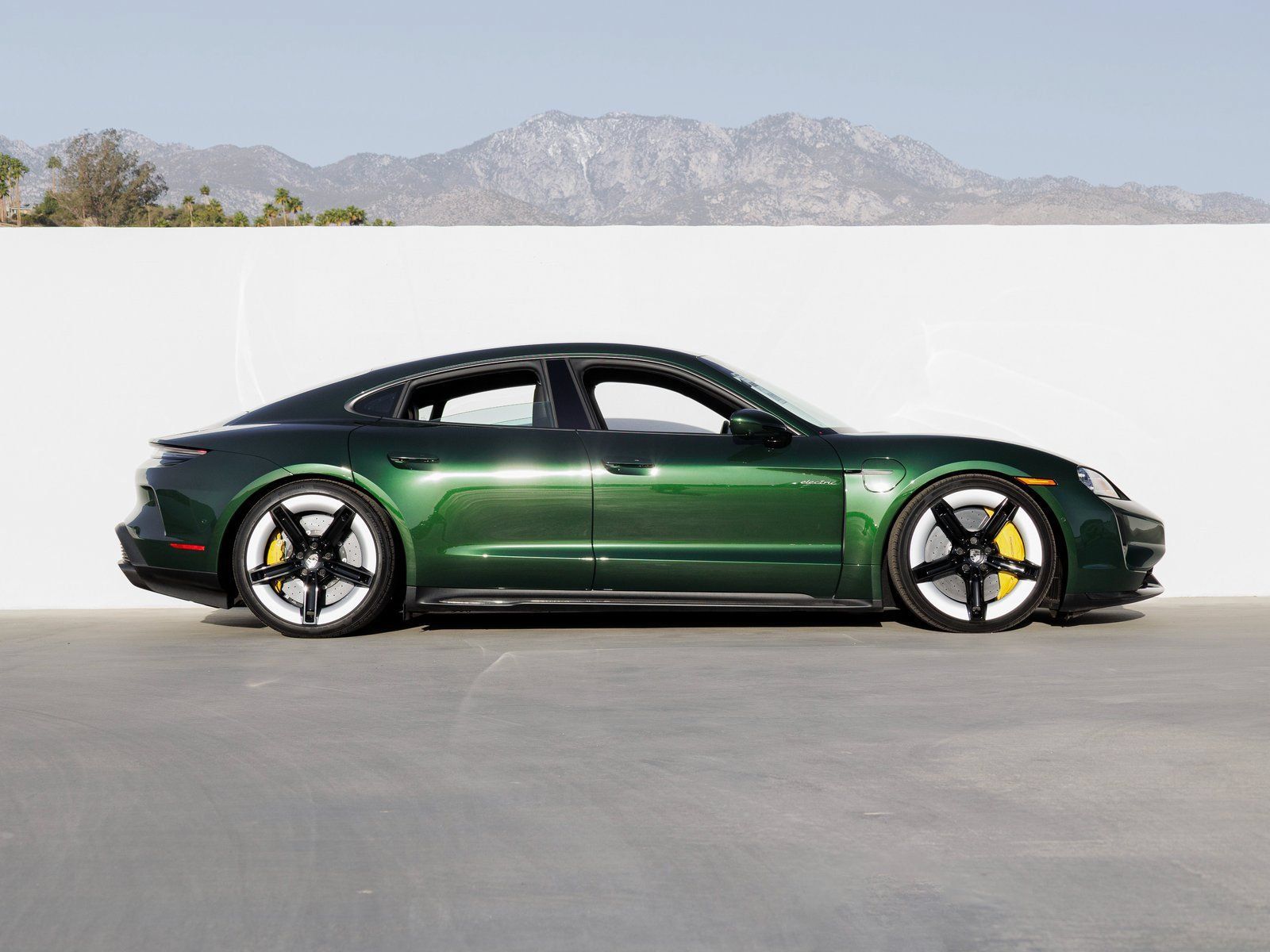 Certified 2025 Porsche Taycan Turbo S AWD/4WD image 8