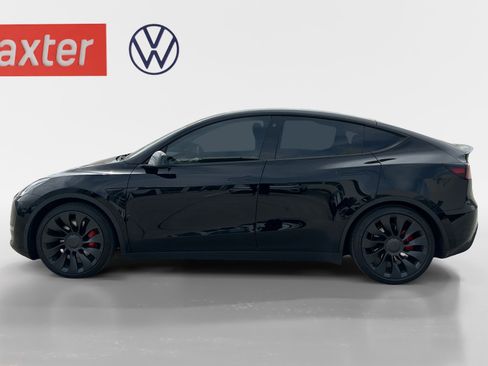Used 2022 Tesla Model Y Performance image 12