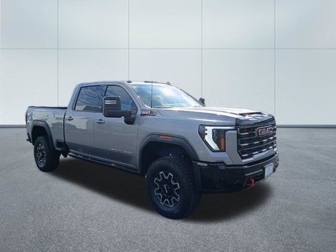 Used 2026 GMC Sierra 2500 AT4X AWD/4WD image 10