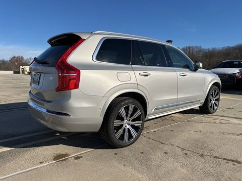 Certified 2024 Volvo XC90 T8 Ultimate w/ Protection Package image 9