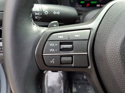 Used 2023 Honda Accord EX-L image 22
