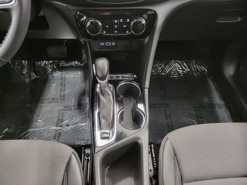 Used 2023 Buick Encore GX Preferred w/ Cold Weather Comfort Package image 17