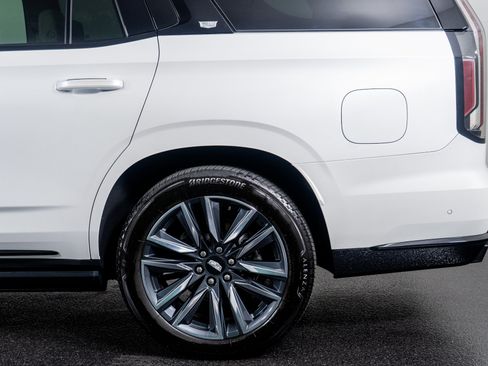 Used 2023 Cadillac Escalade Sport Platinum image 18