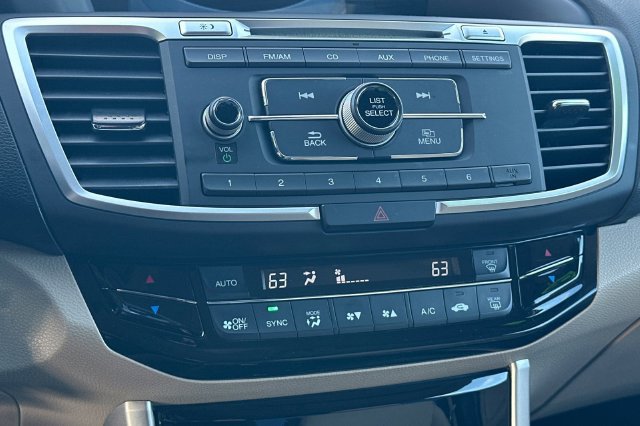 Used 2017 Honda Accord LX image 22