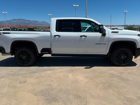 New 2026 Chevrolet Silverado 2500 LTZ w/ Trail Boss Package AWD/4WD image 7