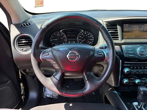 Used 2014 Nissan Pathfinder SV FWD image 15