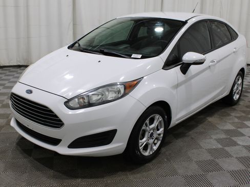 Used 2014 Ford Fiesta SE w/ Comfort Package image 33