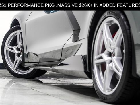 Used 2022 Chevrolet Corvette Stingray Premium Cpe w/ Z51 Performance Package RWD image 20