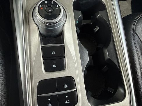 Used 2023 Ford Explorer Limited w/ Limited Technology Package RWD image 16