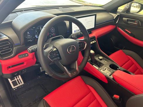 Used 2026 Lexus IS 350 F Sport w/ Technology Package RWD image 7